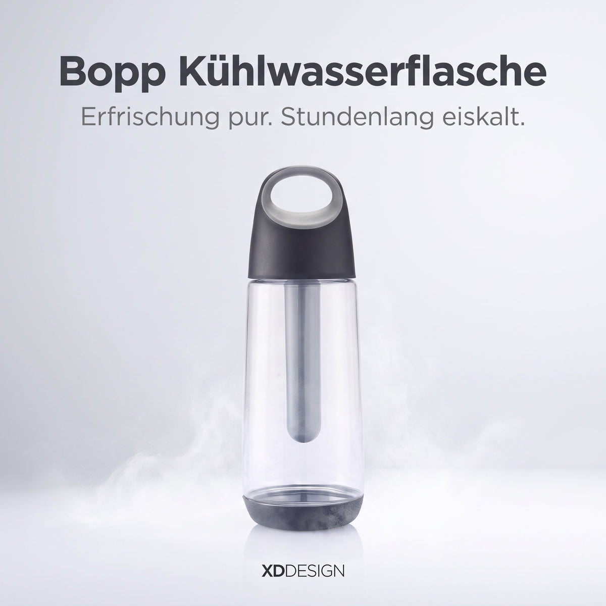 Trinkflasche mit transparentem Behälter, schwarzem Deckel und Kühlstab, XDdesign