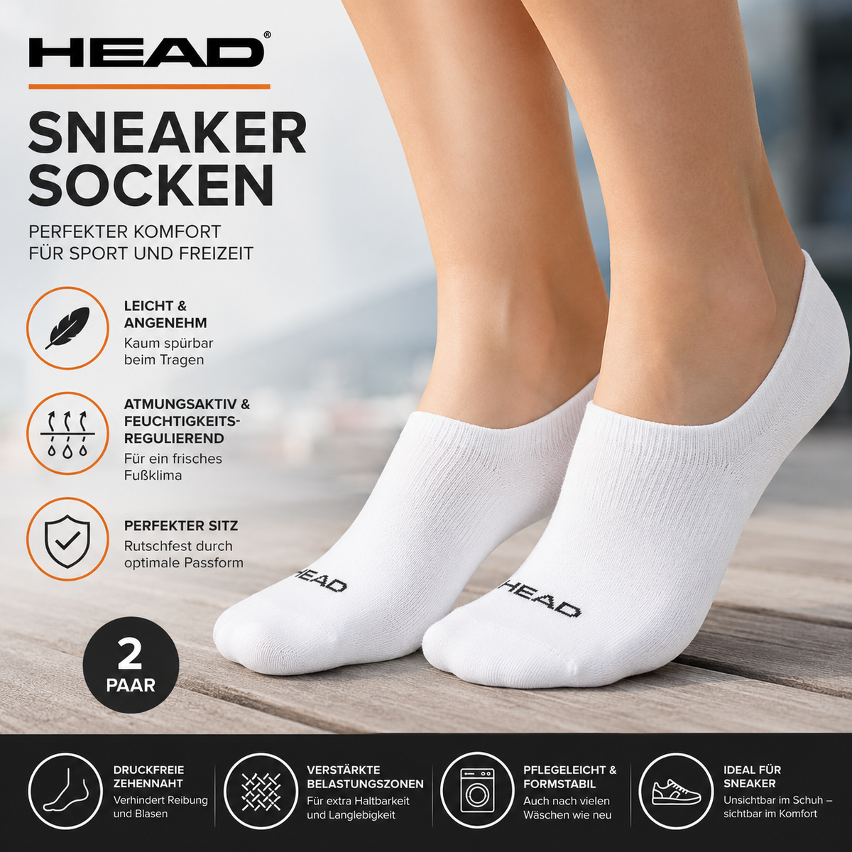 Weiße Sneaker-Socken im 4er-Pack mit HEAD-Logo, zwei Füßlinge an den Füßen